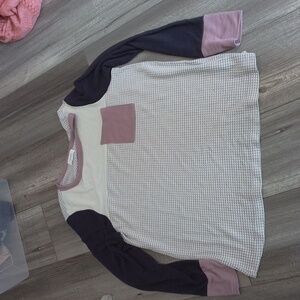 Hailey & Co long sleeves purple,pink and white lightweight sweater